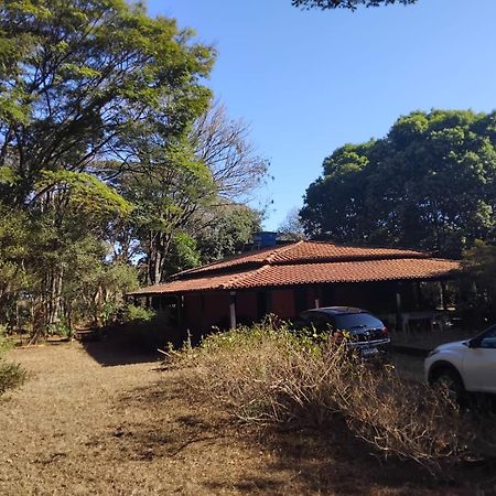 Sitio Bemtevi - Jockey Camping - Uberlandia Villa Exterior photo
