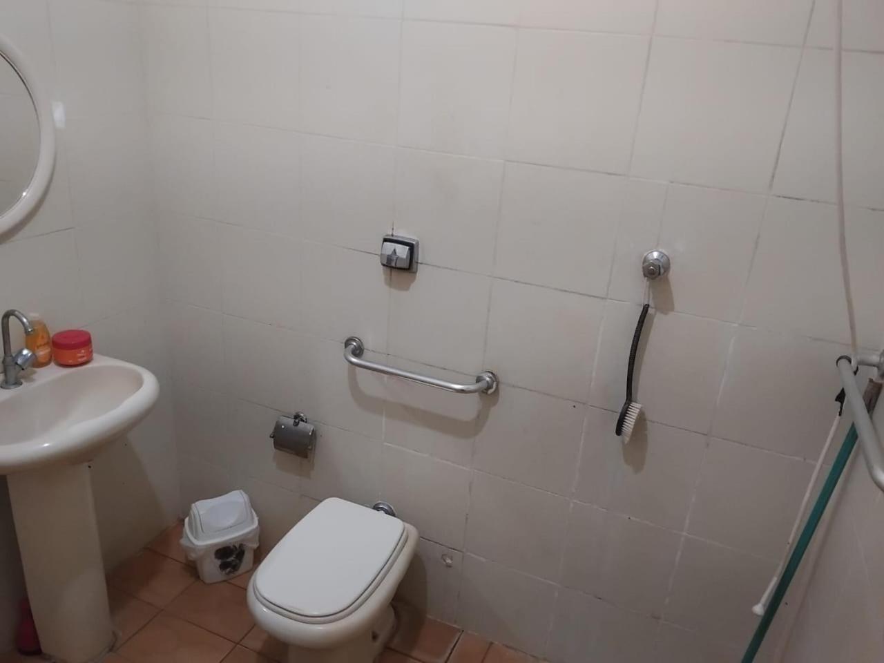 Sitio Bemtevi - Jockey Camping - Uberlandia Villa Exterior photo